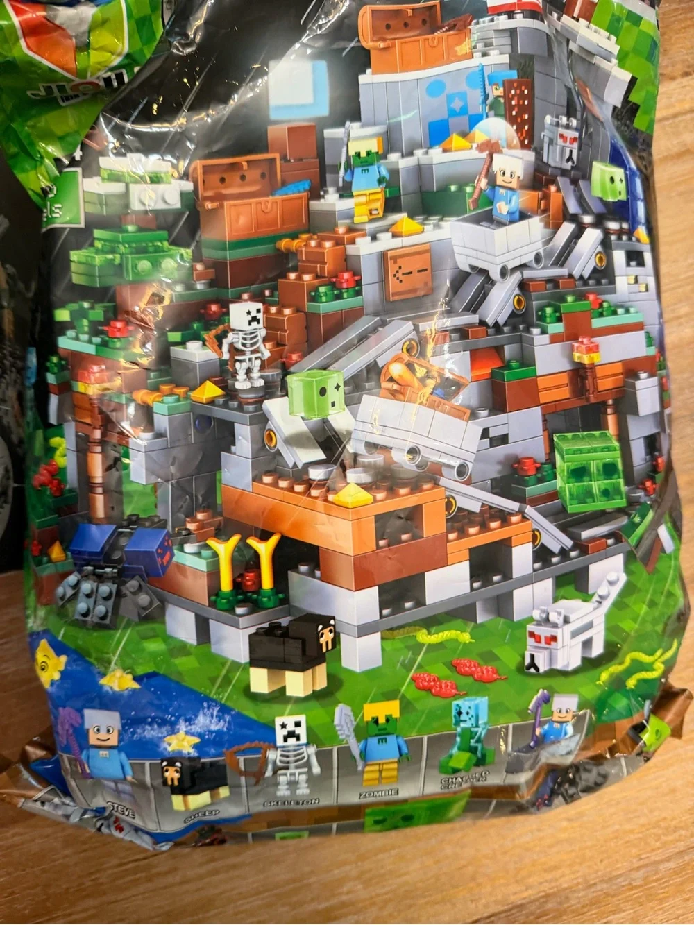 Minecraft style Green Castle Adventure Building Blocks Playsets and dinosaur set